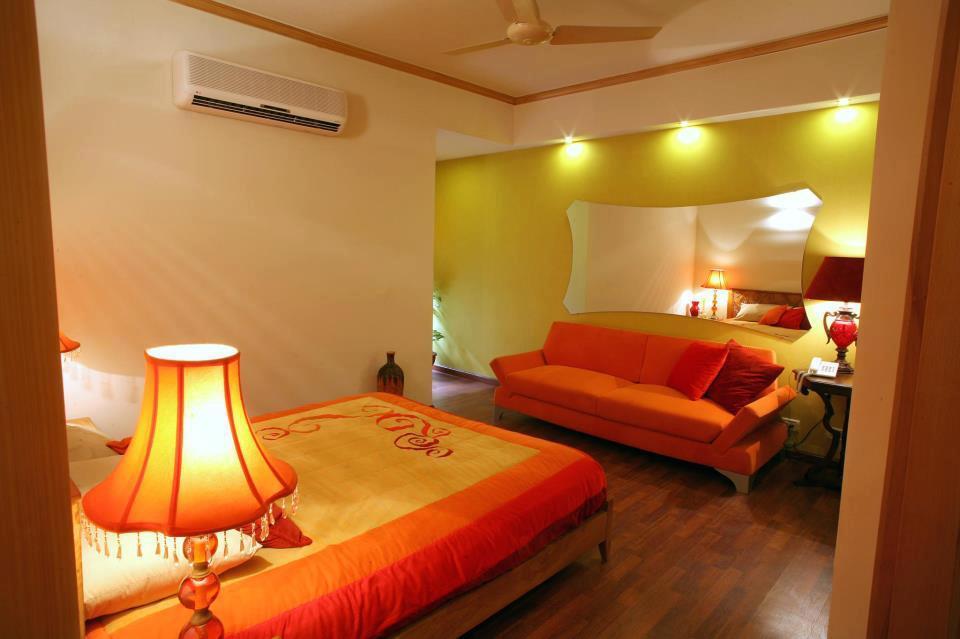 Maisonette Hotel & Apartments Lahore Exterior foto