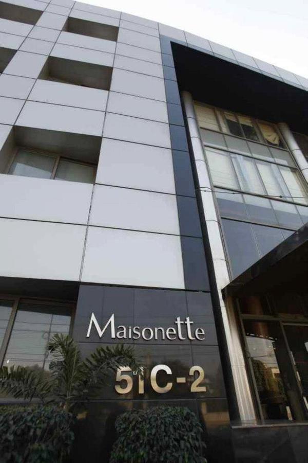 Maisonette Hotel & Apartments Lahore Exterior foto